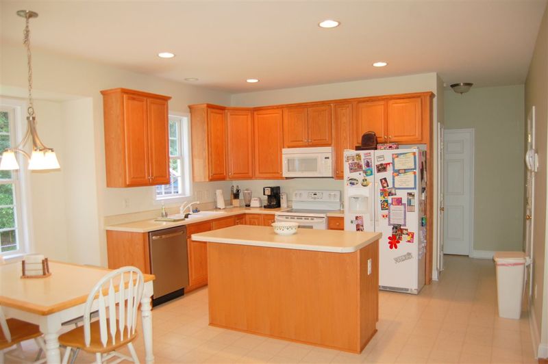 20 Clover Hill Pl, Durham, NC 27712
