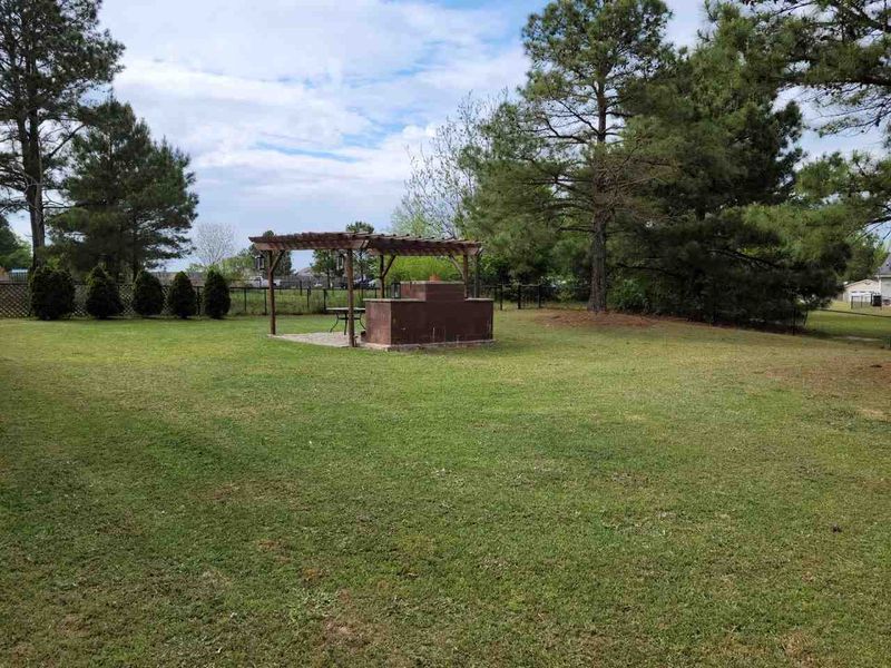 20 Dalton Woods Dr, Benson, NC 27504