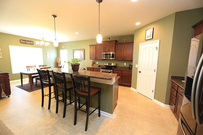 20 Deerfield Ct, Youngsville, NC 27596