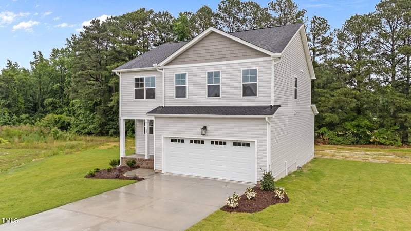 20 Diamond Creek Dr, Zebulon, NC 27597