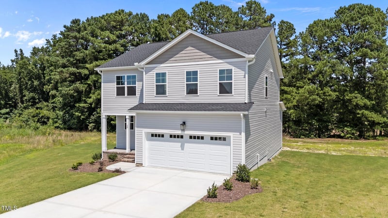 20 Diamond Creek Dr, Zebulon, NC 27597