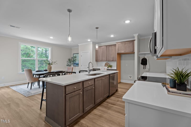 20 Diamond Creek Dr, Zebulon, NC 27597