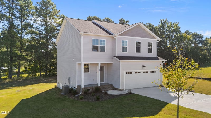 20 Diamond Creek Dr, Zebulon, NC 27597