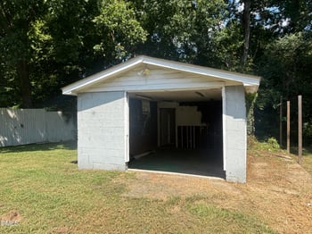 20 W Edgerton St, Smithfield, NC 27577