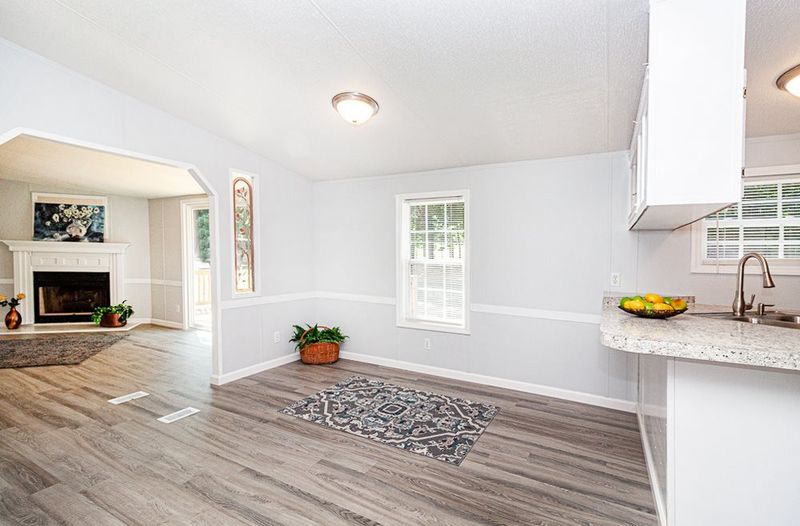 20 Edwards Dr, Louisburg, NC 27549
