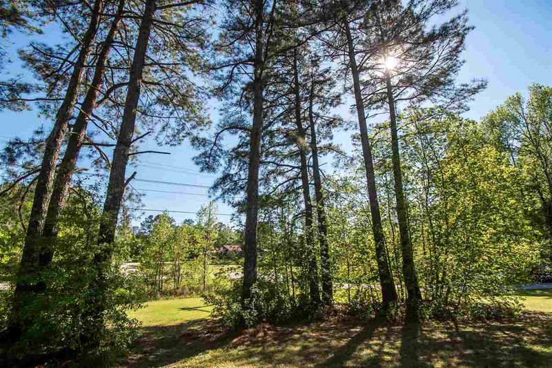 20 Frontier Ct, Lillington, NC 27546