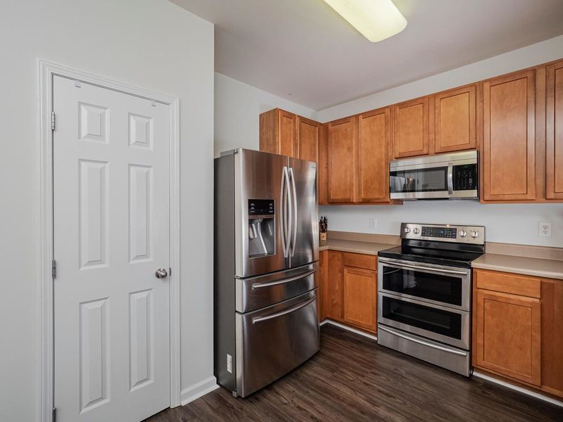 20 Gwendolyn Cir, Durham, NC 27703
