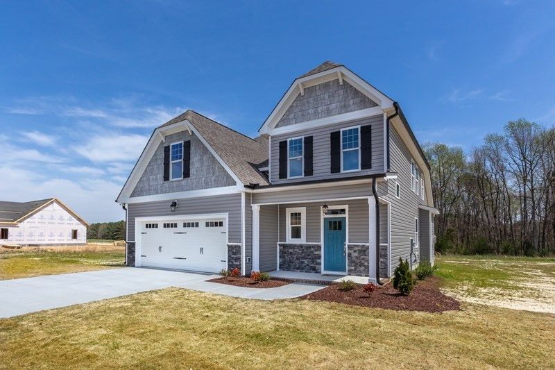 20 Hall Dr, Youngsville, NC 27596