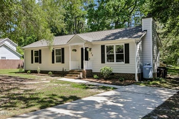 20 Hester Ct, Wendell, NC 27591