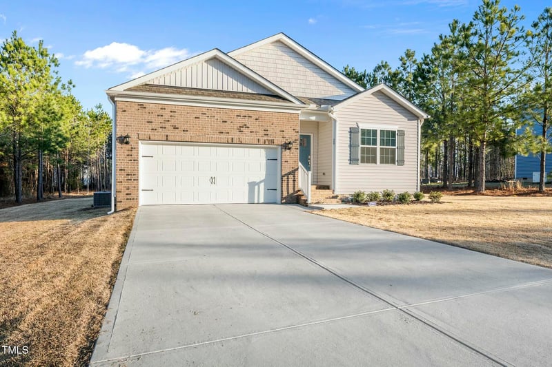 20 Hickory Hollow Cir, Youngsville, NC 27596