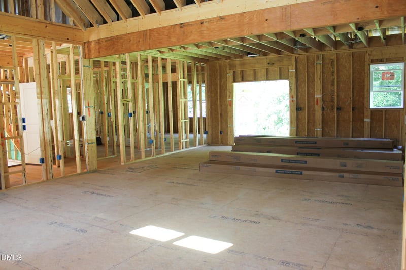 20 Home Place Ln, Zebulon, NC 27597