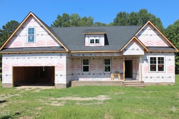 20 Home Place Ln, Zebulon, NC 27597