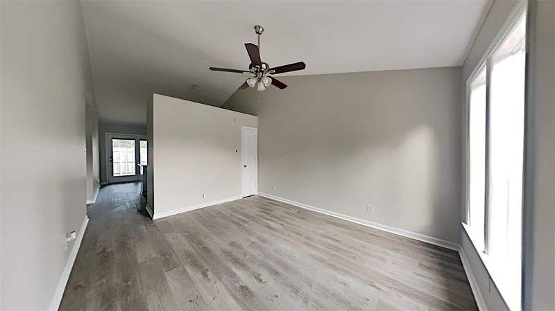 20 Justin Ct, Durham, NC 27705