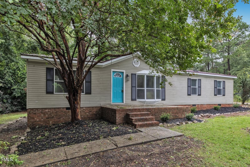 20 S Kelly Ct, Lillington, NC 27546