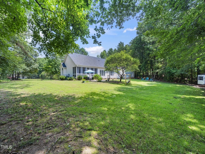20 Little River Ct, Youngsville, NC 27596