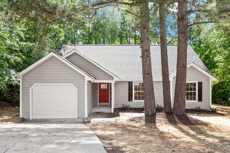 20 Meadowcrest Dr, Durham, NC 27703