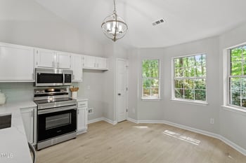 20 Meadowcrest Dr, Durham, NC 27703