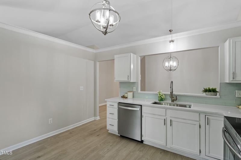 20 Meadowcrest Dr, Durham, NC 27703