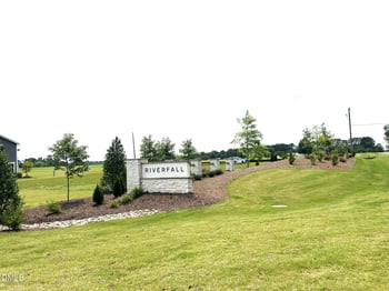 20 Mendenhall Dr, Angier, NC 27501