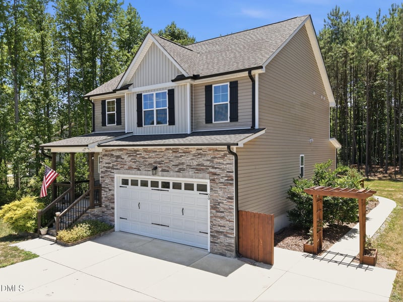 20 Mitchell Rdg Dr, Youngsville, NC 27596