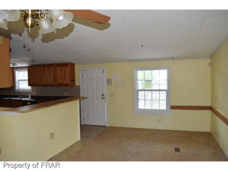 20 Pine Needles Dr, Lillington, NC 27546