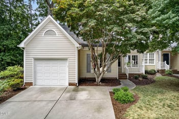 20 Renwick Ct, Raleigh, NC 27615