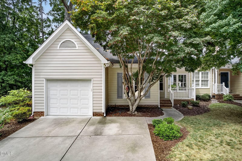20 Renwick Ct, Raleigh, NC 27615