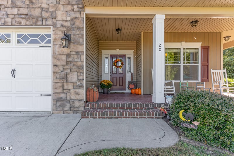20 River Knoll Dr, Clayton, NC 27527