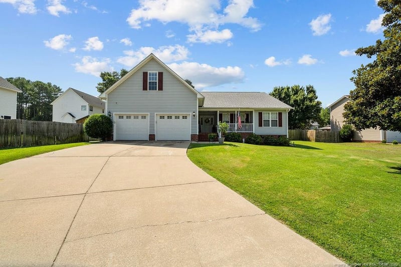 20 Rolling Stone Ct, Sanford, NC 27332