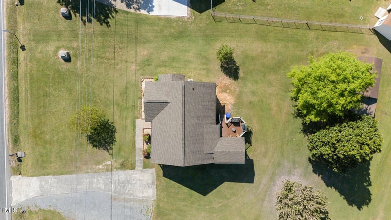 20 Sanders Rd, Benson, NC 27504