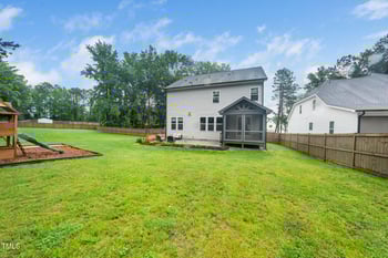 20 Scotland Dr, Youngsville, NC 27596