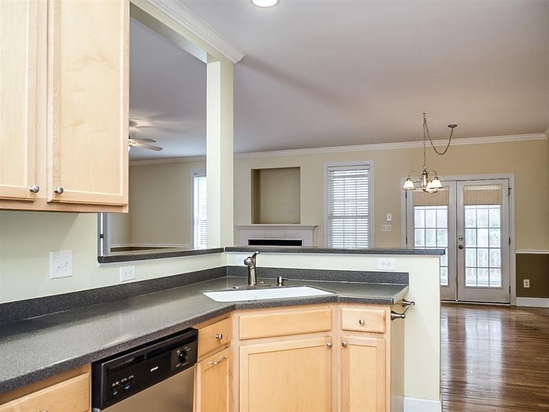 20 Spicetree Ct, Youngsville, NC 27596