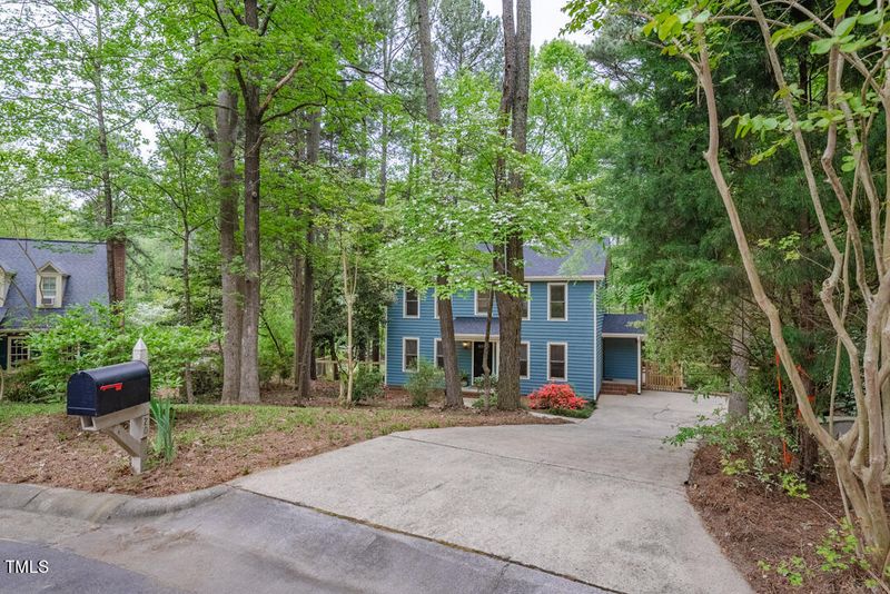 20 Strawberry Ridge Ln, Durham, NC 27713