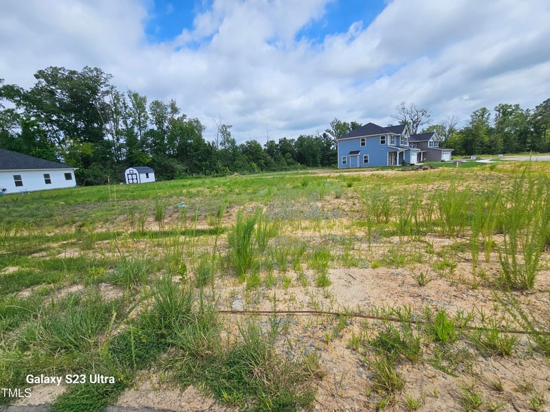 20 Streamline Ct, Lillington, NC 27546