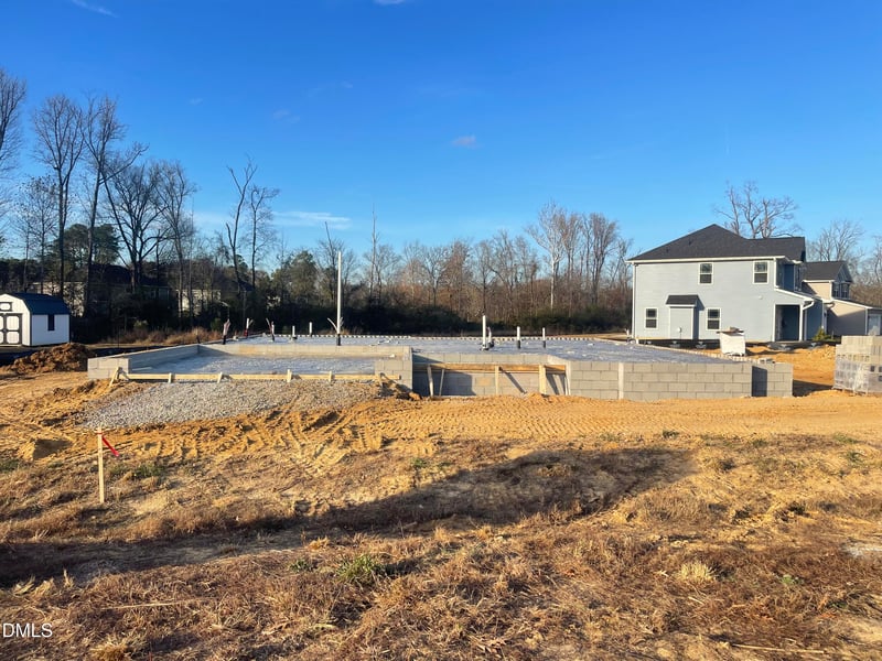 20 Streamline Ct, Lillington, NC 27546