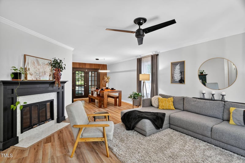 20 Summerglen Ct, Durham, NC 27713