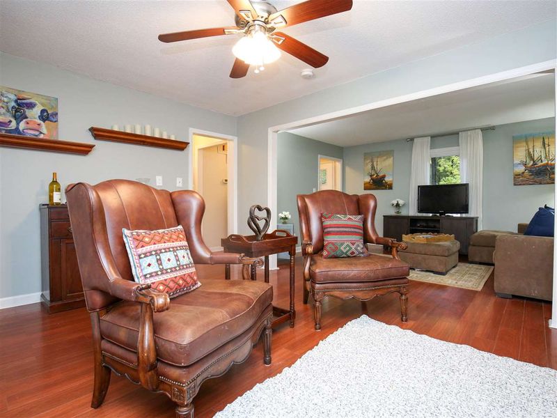 20 Sunrise Pl, Durham, NC 27705