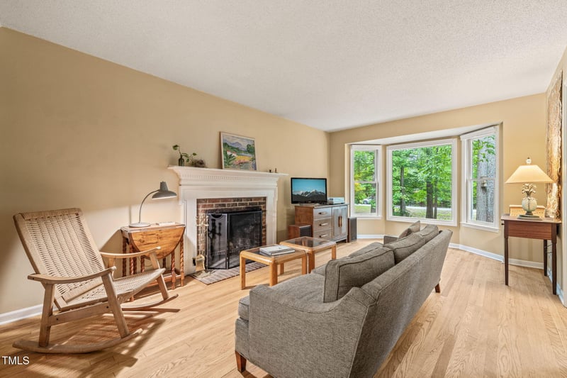 20 Timberlyne Rd, Chapel Hill, NC 27514