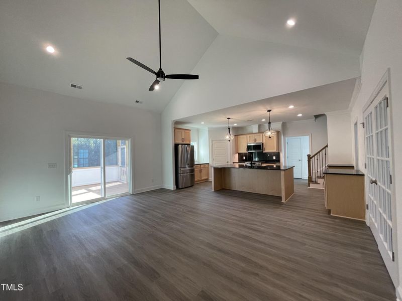 20 Uptown Rd, Zebulon, NC 27597