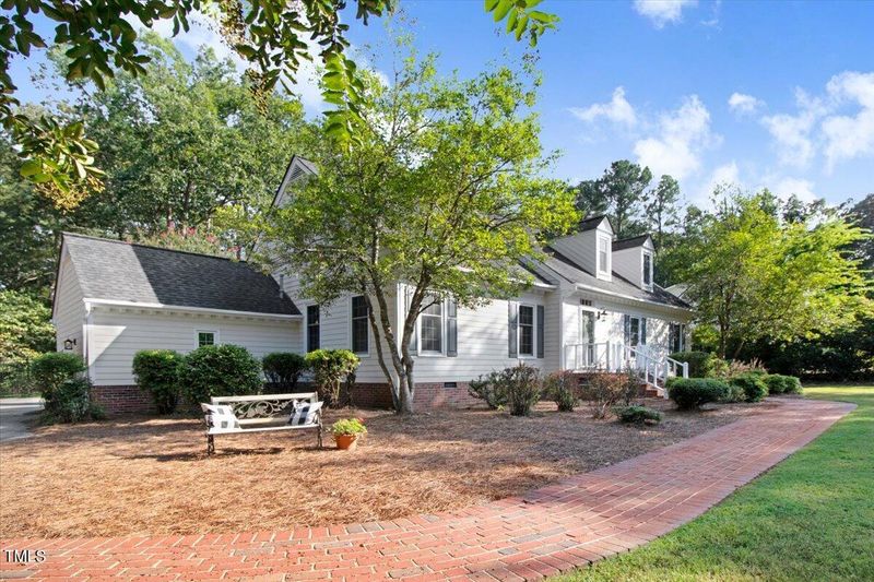 20 Wallace Ln, Lillington, NC 27546