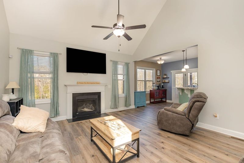 20 Whisper Oaks Ct, Smithfield, NC 27577