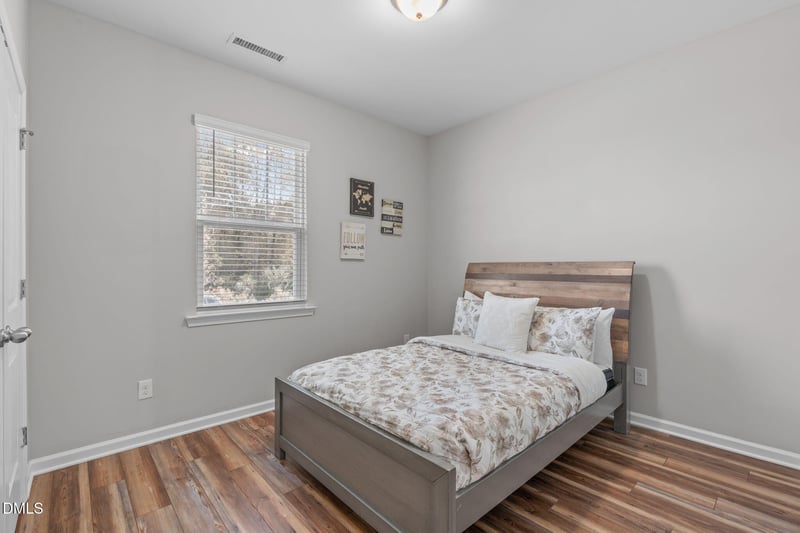 20 White Quartz Pl, Fuquay Varina, NC 27526