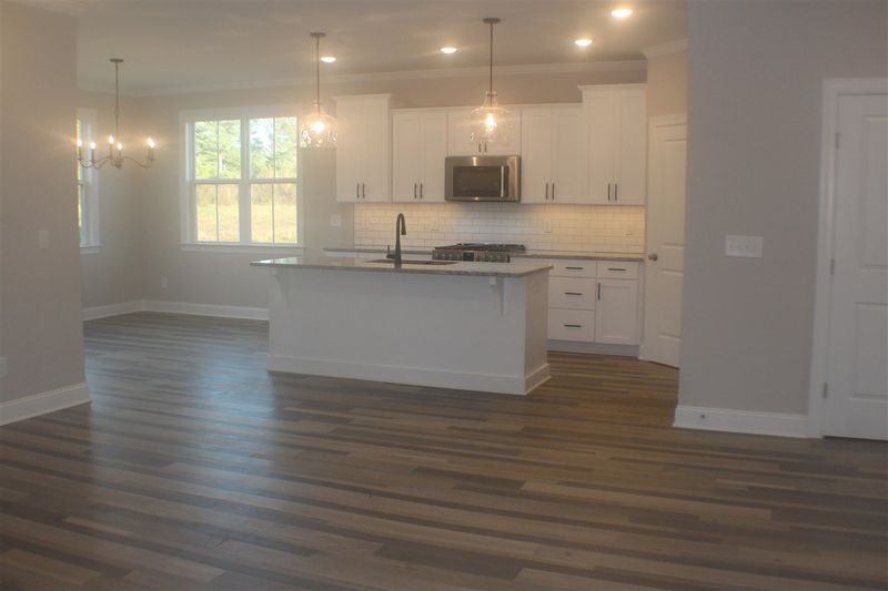 20 Willow Bend Dr, Youngsville, NC 27596