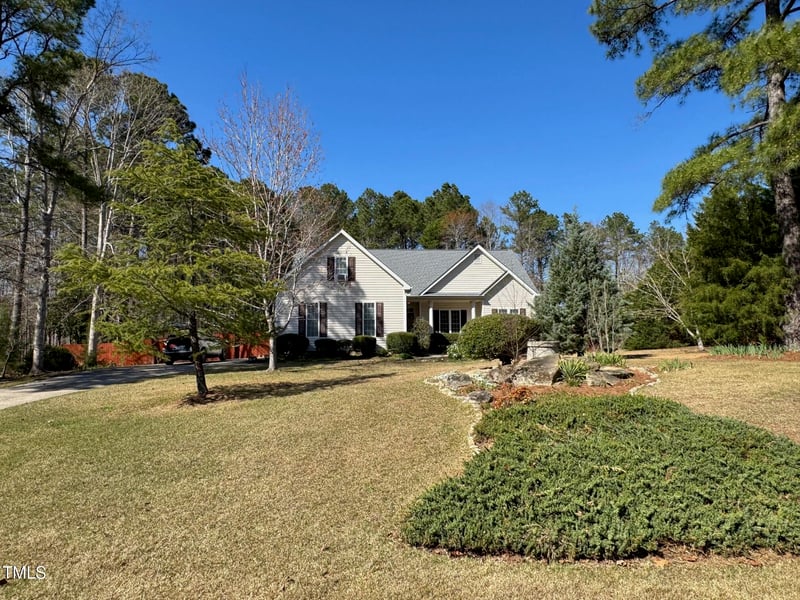 20 Willows Den Ct, Youngsville, NC 27596