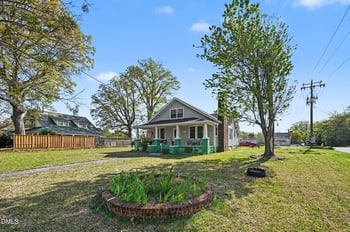 200 7th St, Mebane, NC 27302