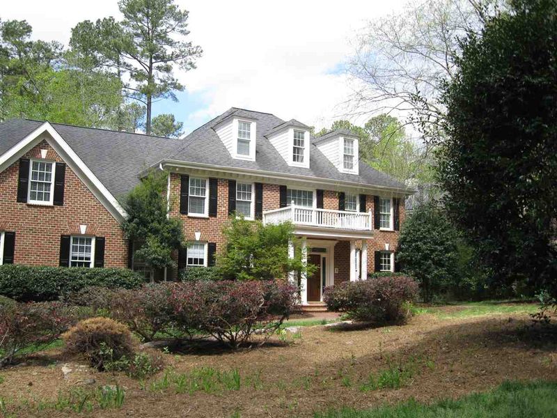 200 Arcadia Ln, Chapel Hill, NC 27514