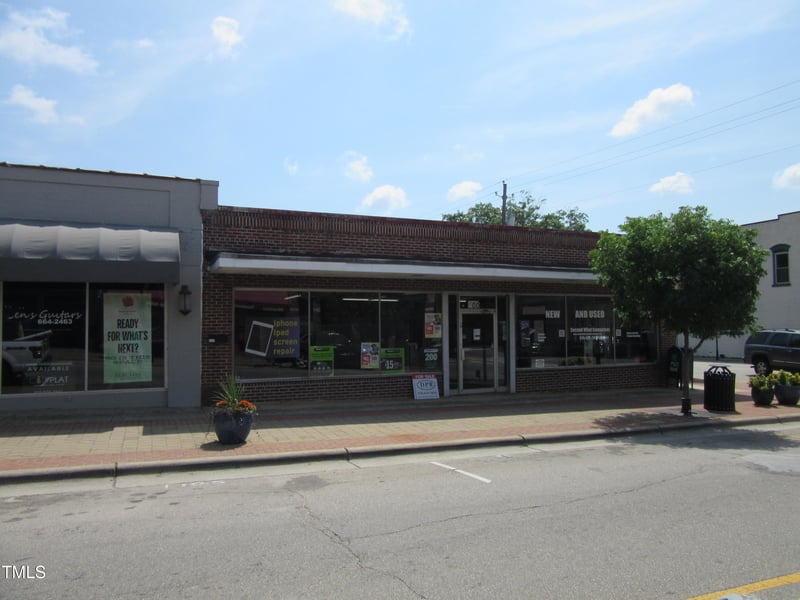 200 Arendell Ave, Zebulon, NC 27597
