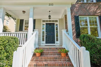 200 Avent Meadows Ln, Holly Springs, NC 27540