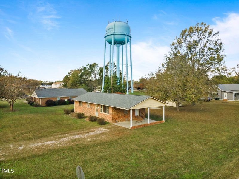 200 W B St, Erwin, NC 28339