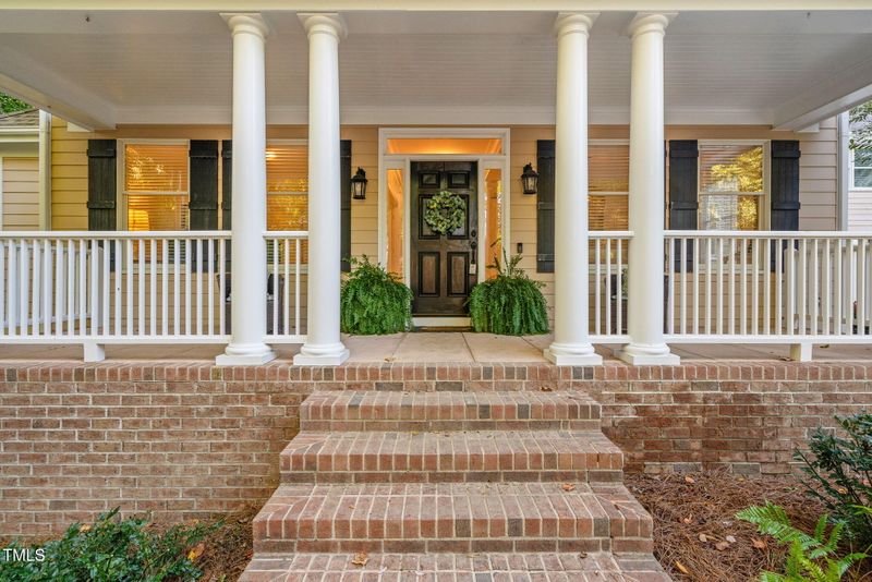 200 Benwell Ct, Cary, NC 27519
